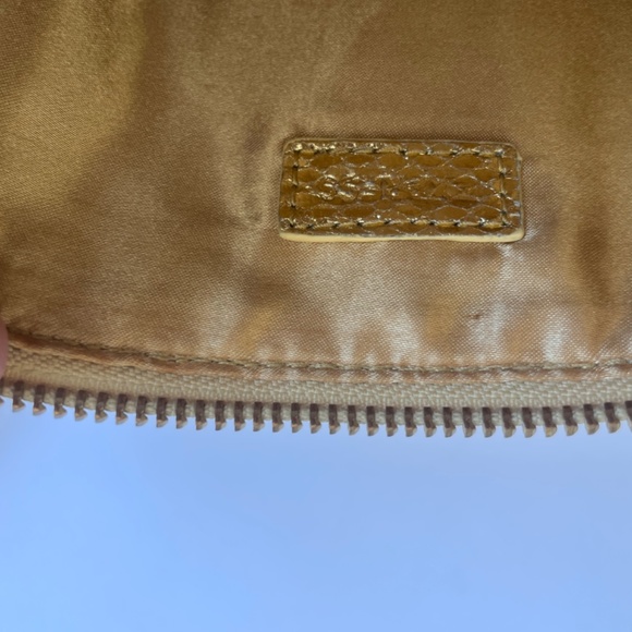 Express wristlet - Picture 3 of 3